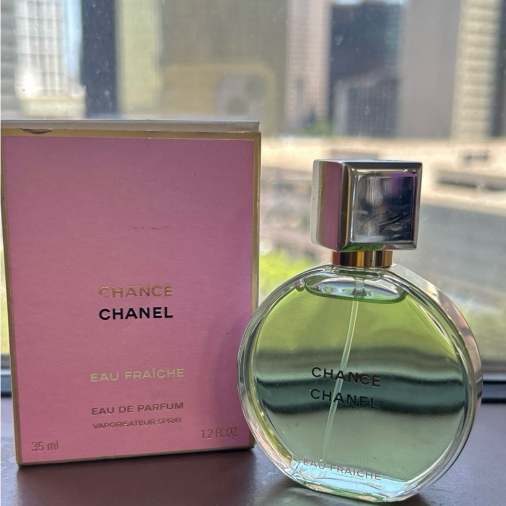 Chanel perfume